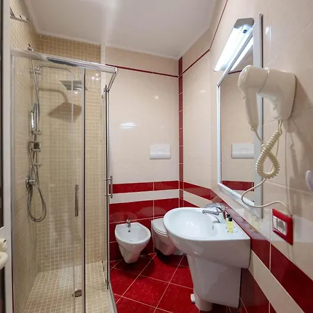 فندق Aria تيرانا